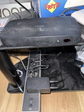 Techniker für Fernseher Wandmontage