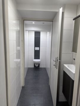 Dusche oder Badewanne einbauen - Klempnerarbeiten