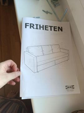IKEA Möbelaufbau