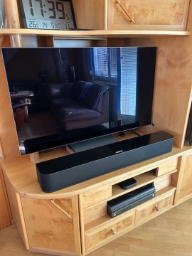 Techniker für Fernseher Wandmontage