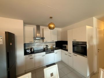 Handyman for Cabinet Refinishing - Home Improvements