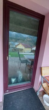 Fachmann für Katzenklappen