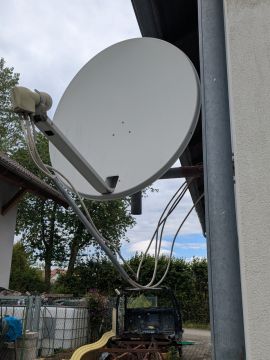 Spezialisten für SAT-Anlagen