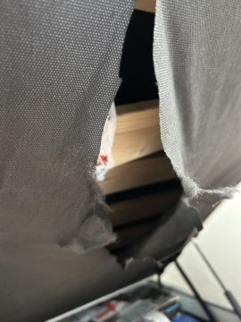 Handwerker für Möbelreparatur