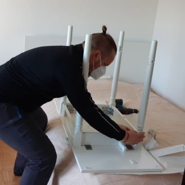 Tischler Nick - Innsbruck - Kinderbett montieren