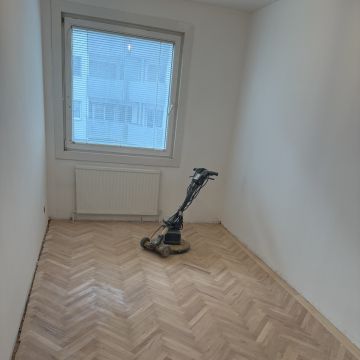 BAUKÖNIG - Wien - Dachfenster montieren