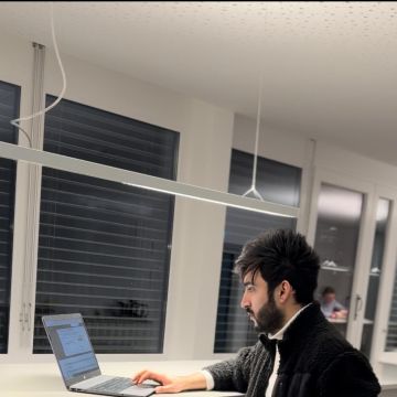 Abid Agha - Wien-Umgebung - Telefon oder Tablet-Reparatur