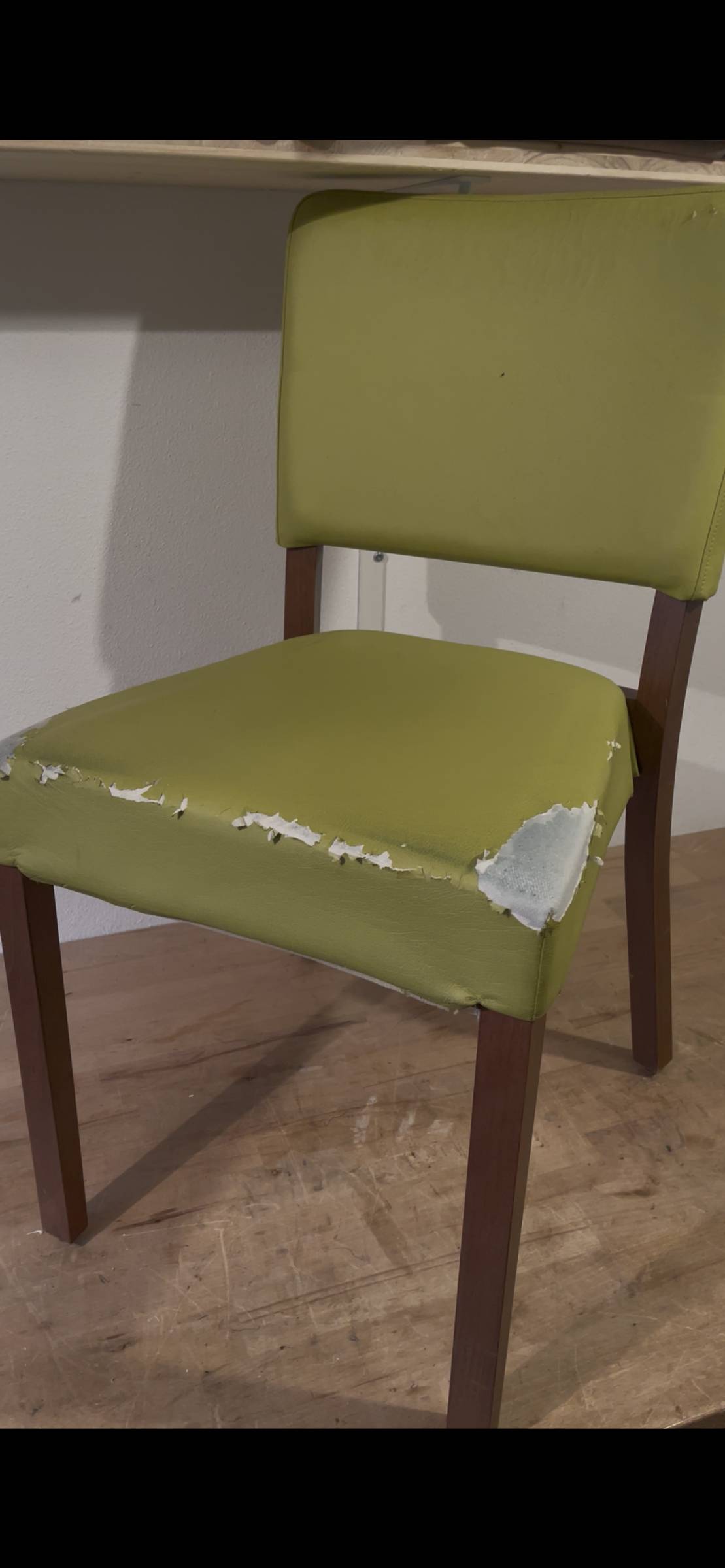 Polsterei Hinterreiter - Freistadt - Leather Repair Conditioning and Restoration