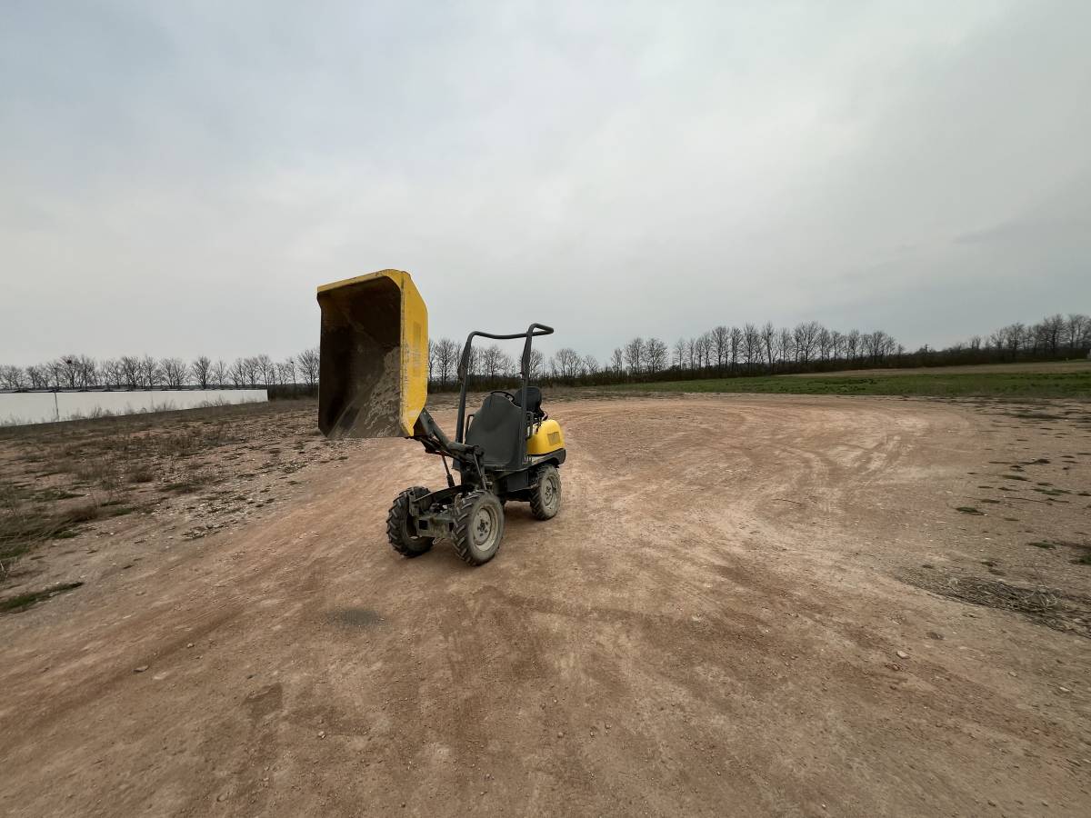 Kraviq e.U - Bruck an der Leitha - Minibagger mieten