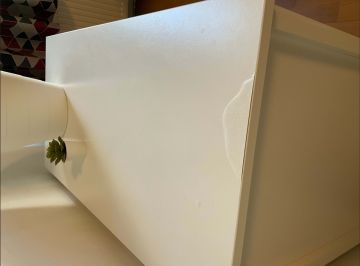 Handwerker für Möbelreparatur