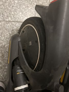  Scooter Technician