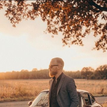 Lucas Fiala - Weiz - Translation