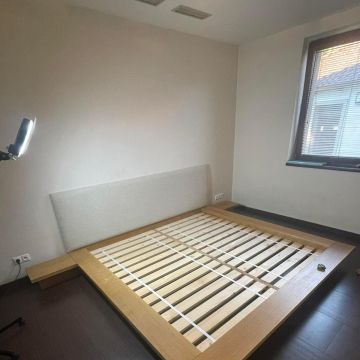 Montbau-FP - Mistelbach - Schreibtisch montieren