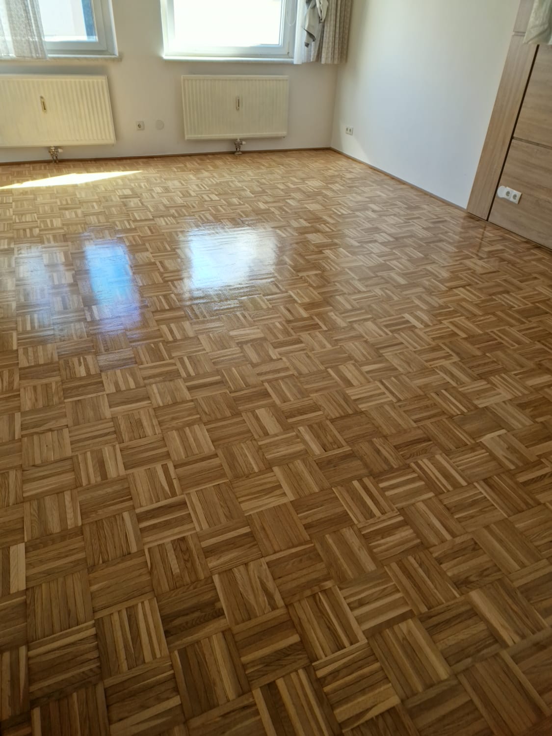Dragan Baron BM parkettboden e.U. - Wien - Hardwood Floor Refinishing