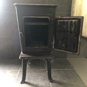 Fireplaces and Stoves