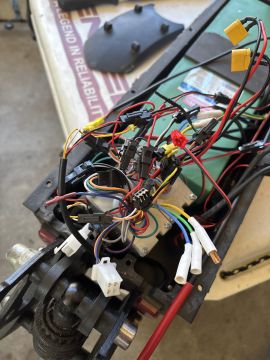 Reparación de patinete eléctrico