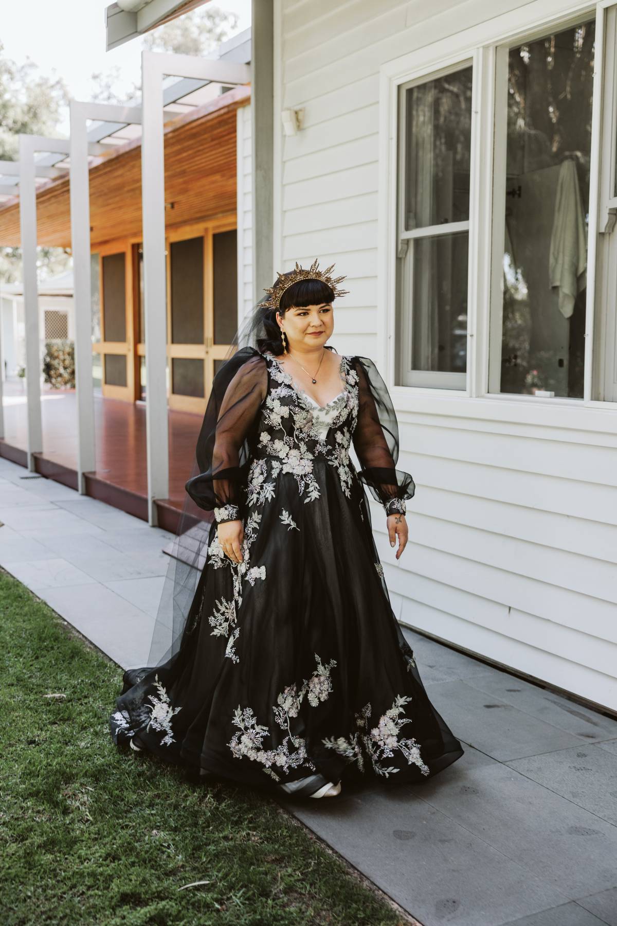 The Crafty Seamstress - Karratha - Retoques de vestidos de dama de honor