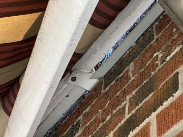 Awning Repairman