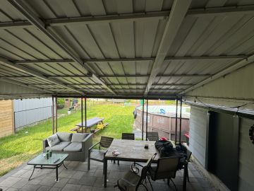 Awning Repairman