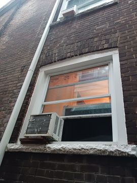 Awning Installer