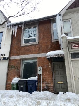 Awning Repairman