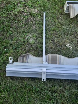 Awning Installer