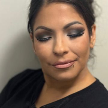 Chanels chair - Steinbach - Wedding Makeup