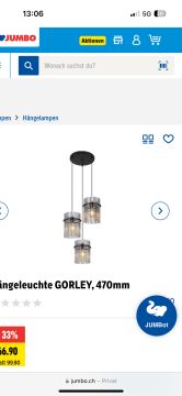 Handwerker für Lampeninstallation
