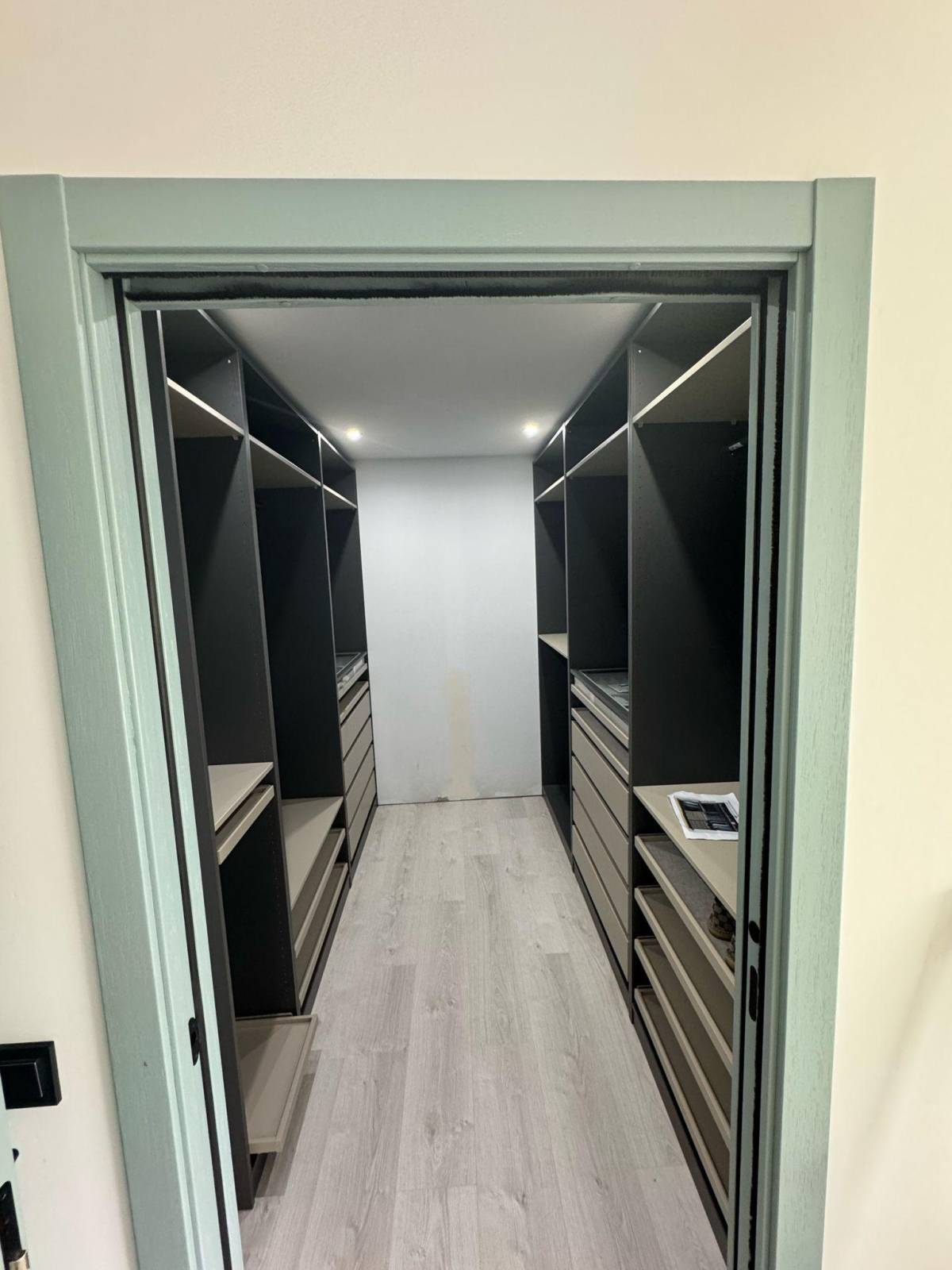 Monsalve Services - Zürich - Carpintería refinada