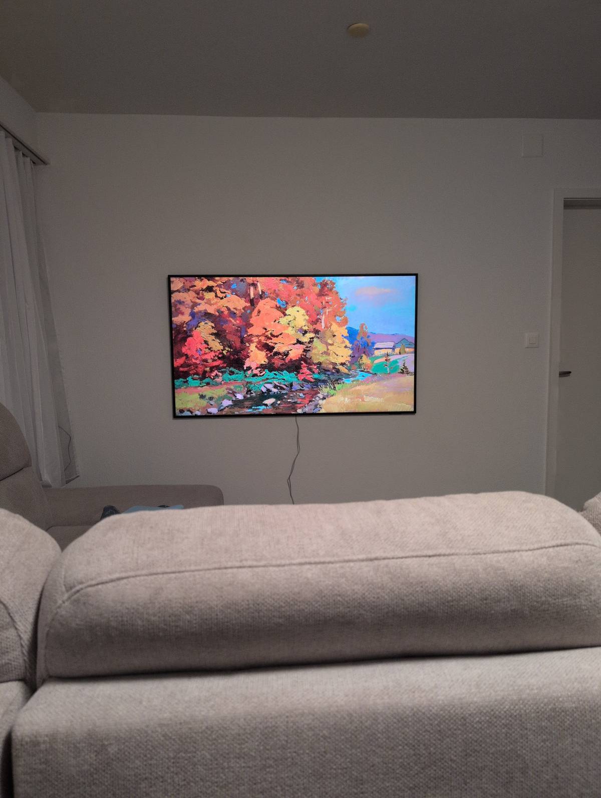 Techniker für Fernseher Wandmontage