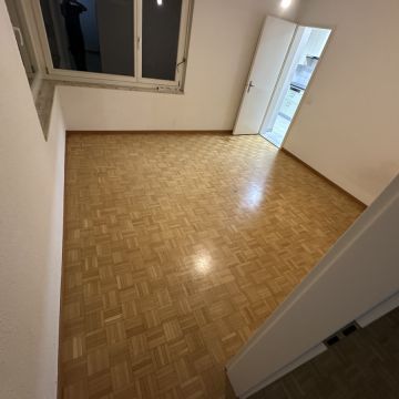 HZ Allrounder Service-Zenelaj - Rümlang - Schreibtisch montieren