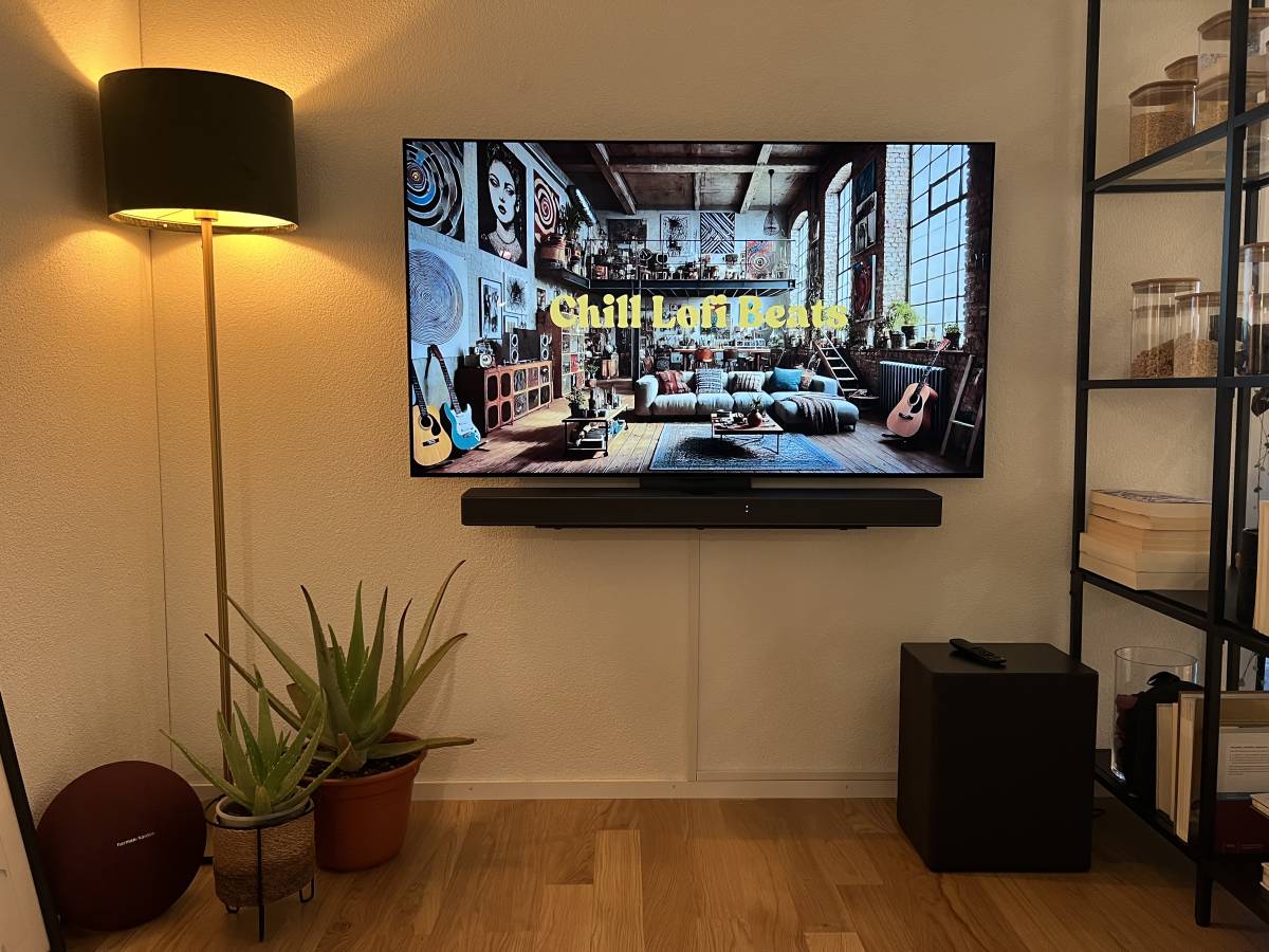 Techniker für Fernseher Wandmontage
