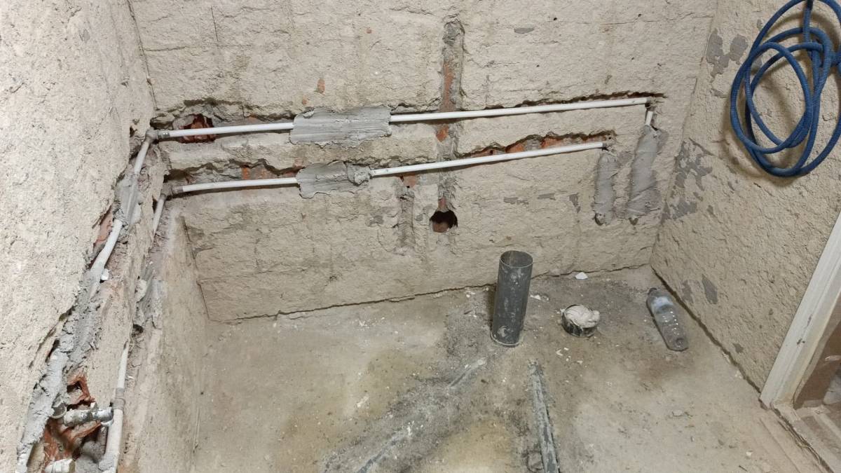 YOUR  ENGINEERING ZURICH LDA - Zürich - Abwasserrohre reparieren oder warten