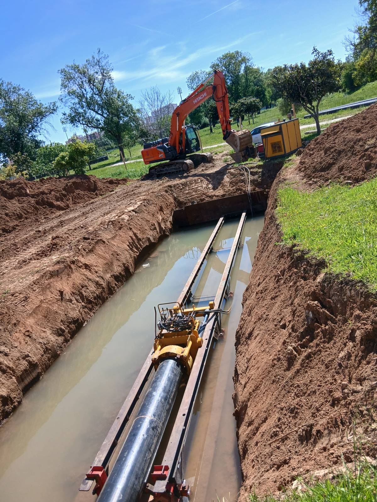 YOUR  ENGINEERING ZURICH LDA - Zürich - Dachdecken