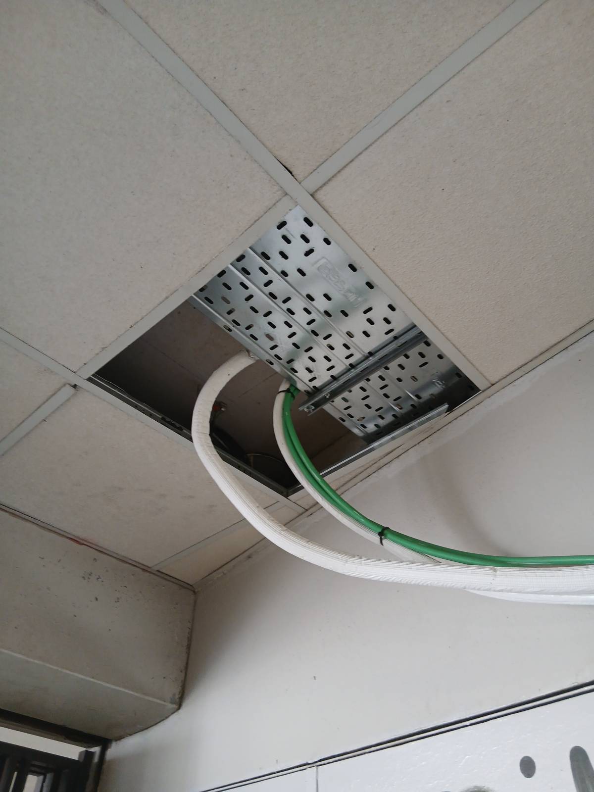 YOUR  ENGINEERING ZURICH LDA - Zürich - Elektro- und Verdrahtungsprobleme