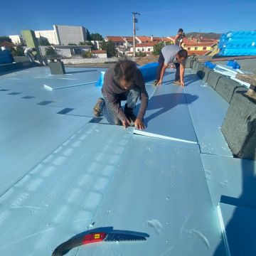 YOUR  ENGINEERING ZURICH LDA - Zürich - Dachreinigung