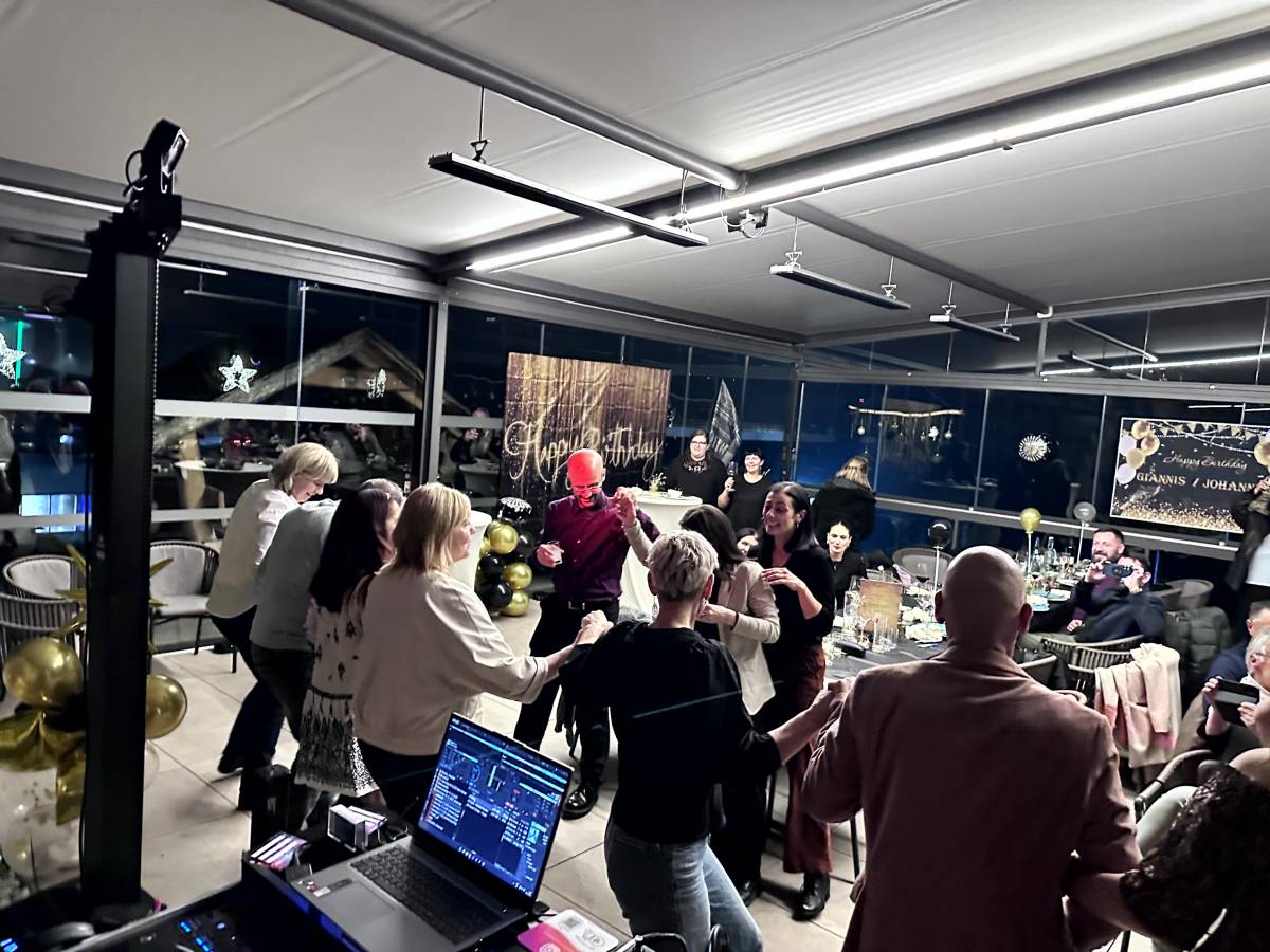 DJ MaDaZu - Birmensdorf - Karaoke-Anlage mieten