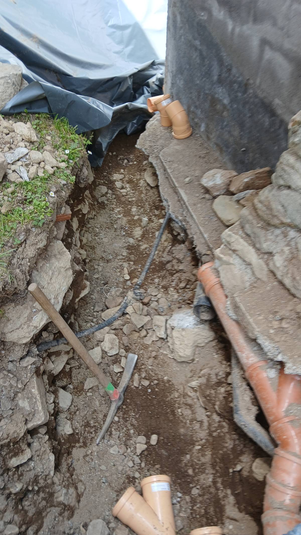 A.R.L. Alexandre - Nelas - Roof Repair or Maintenance