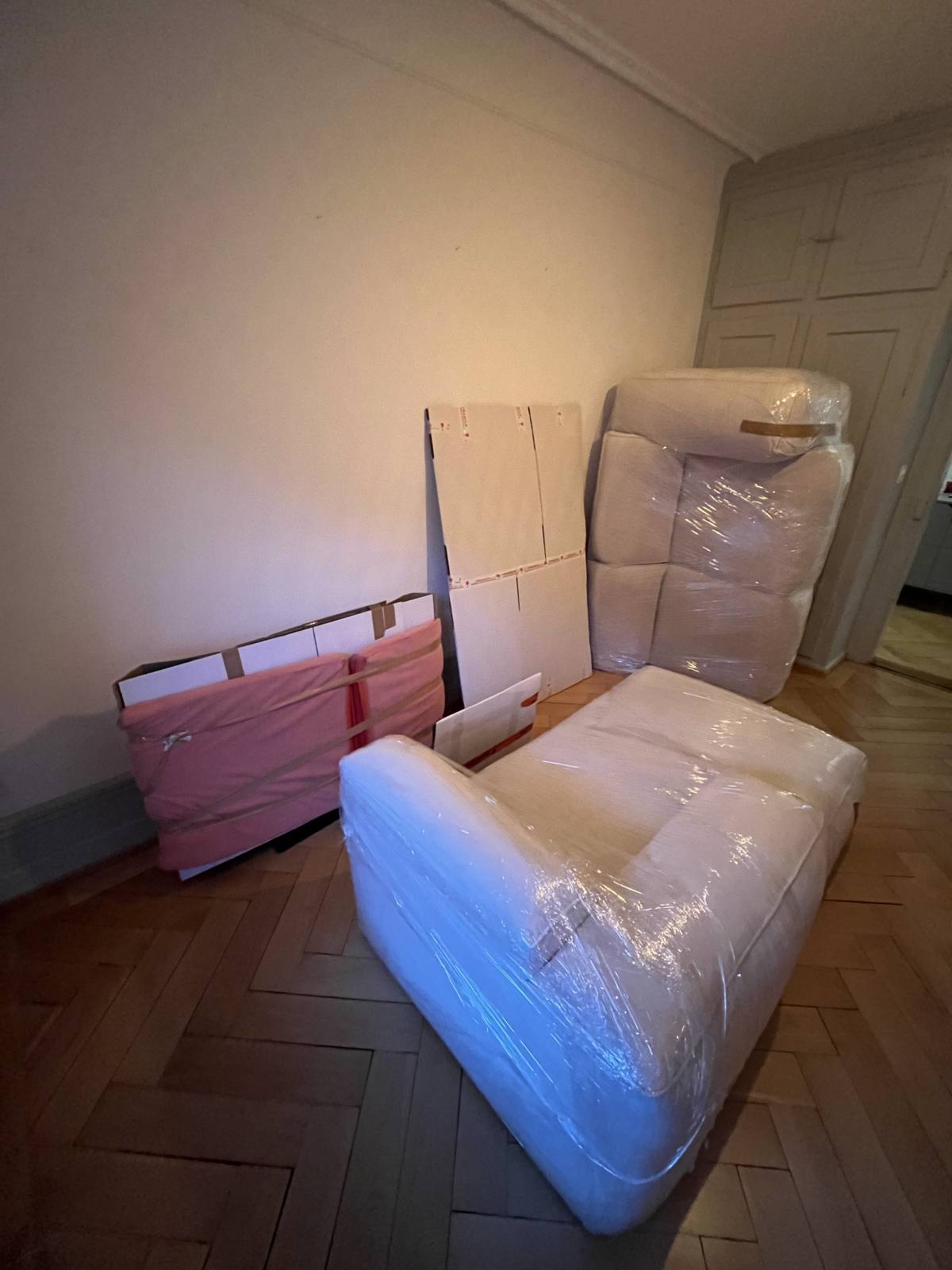 MovSafe Transport von Davide Arcuri - Spreitenbach - Möbelmontage