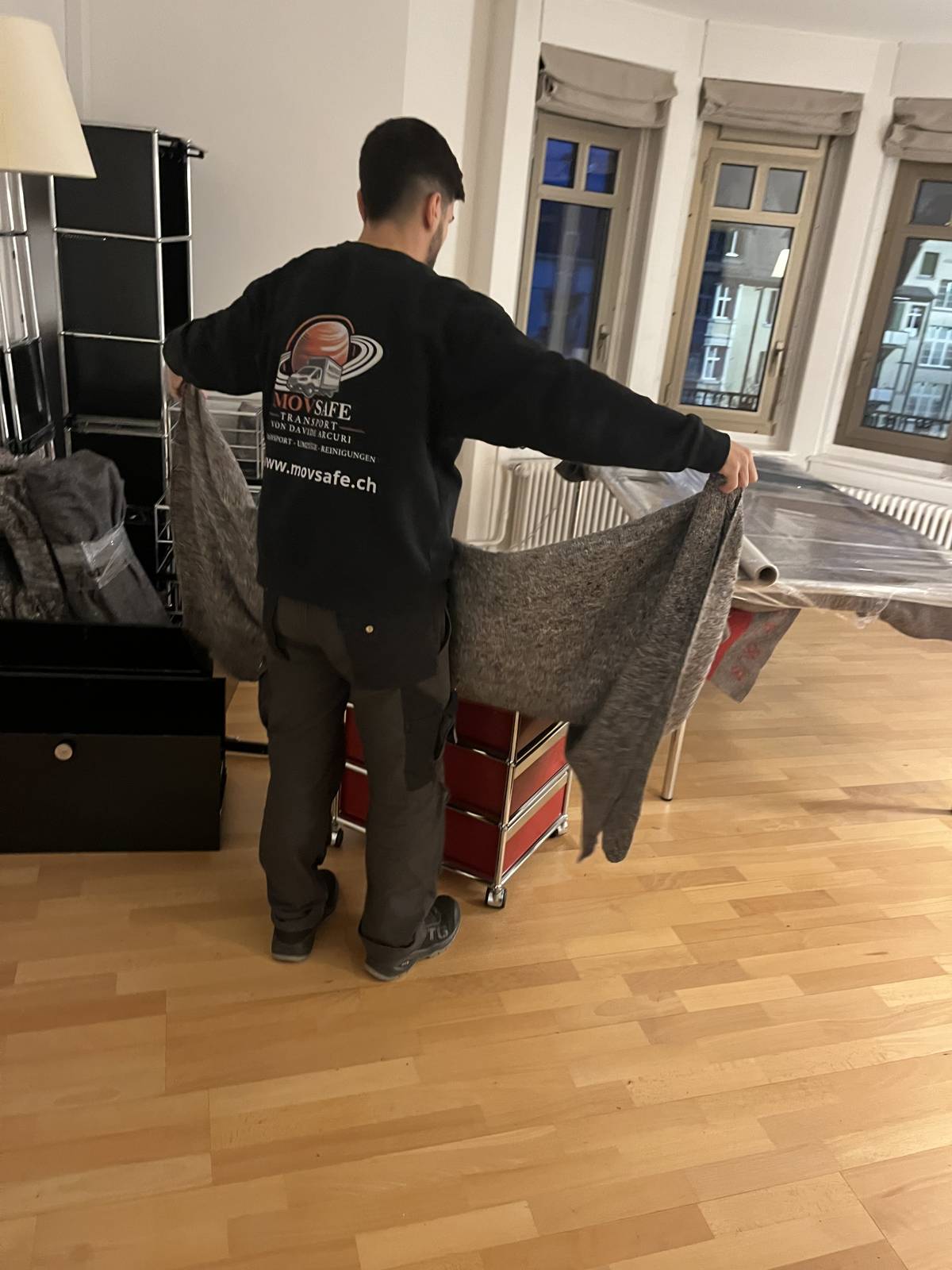 MovSafe Transport von Davide Arcuri - Spreitenbach - Heben und Bewegen schwerer Möbel