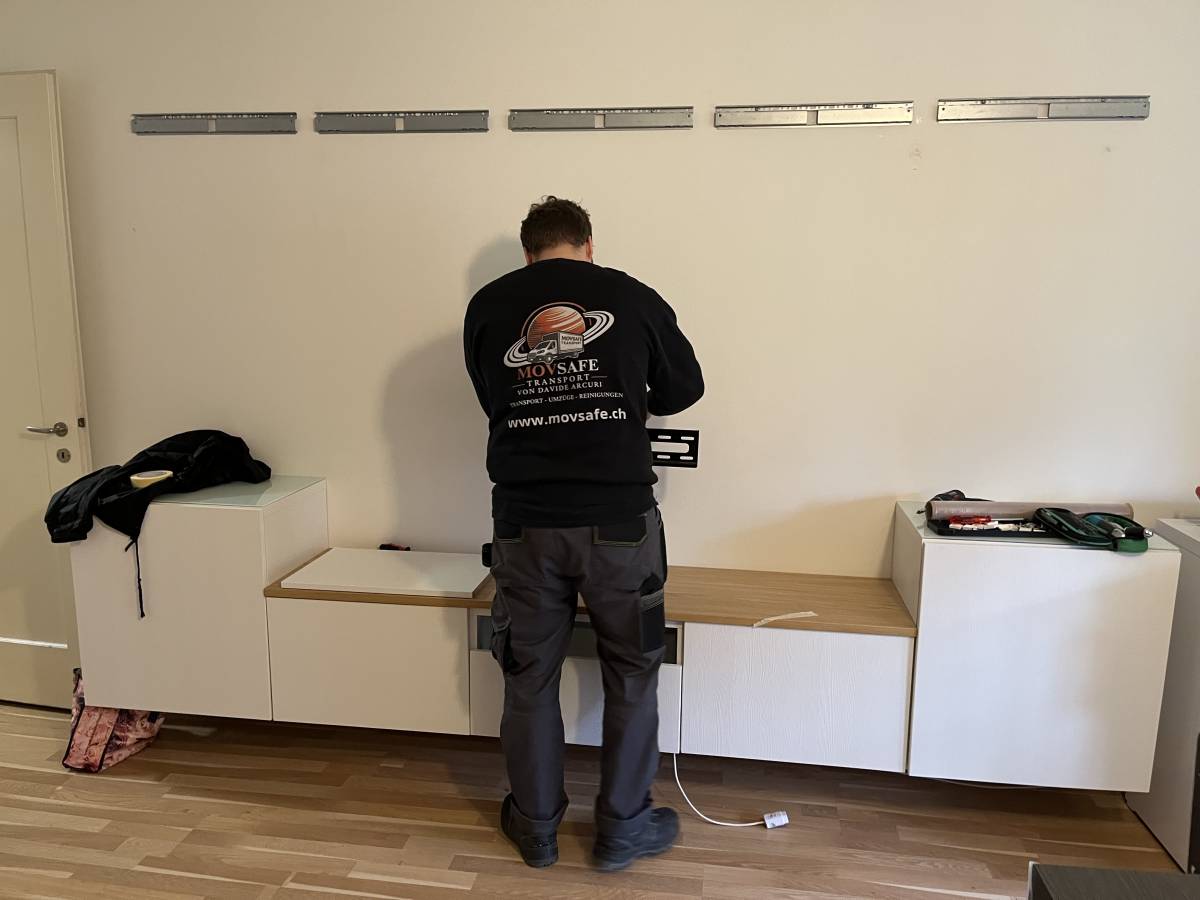 MovSafe Transport von Davide Arcuri - Spreitenbach - Kinderbett montieren