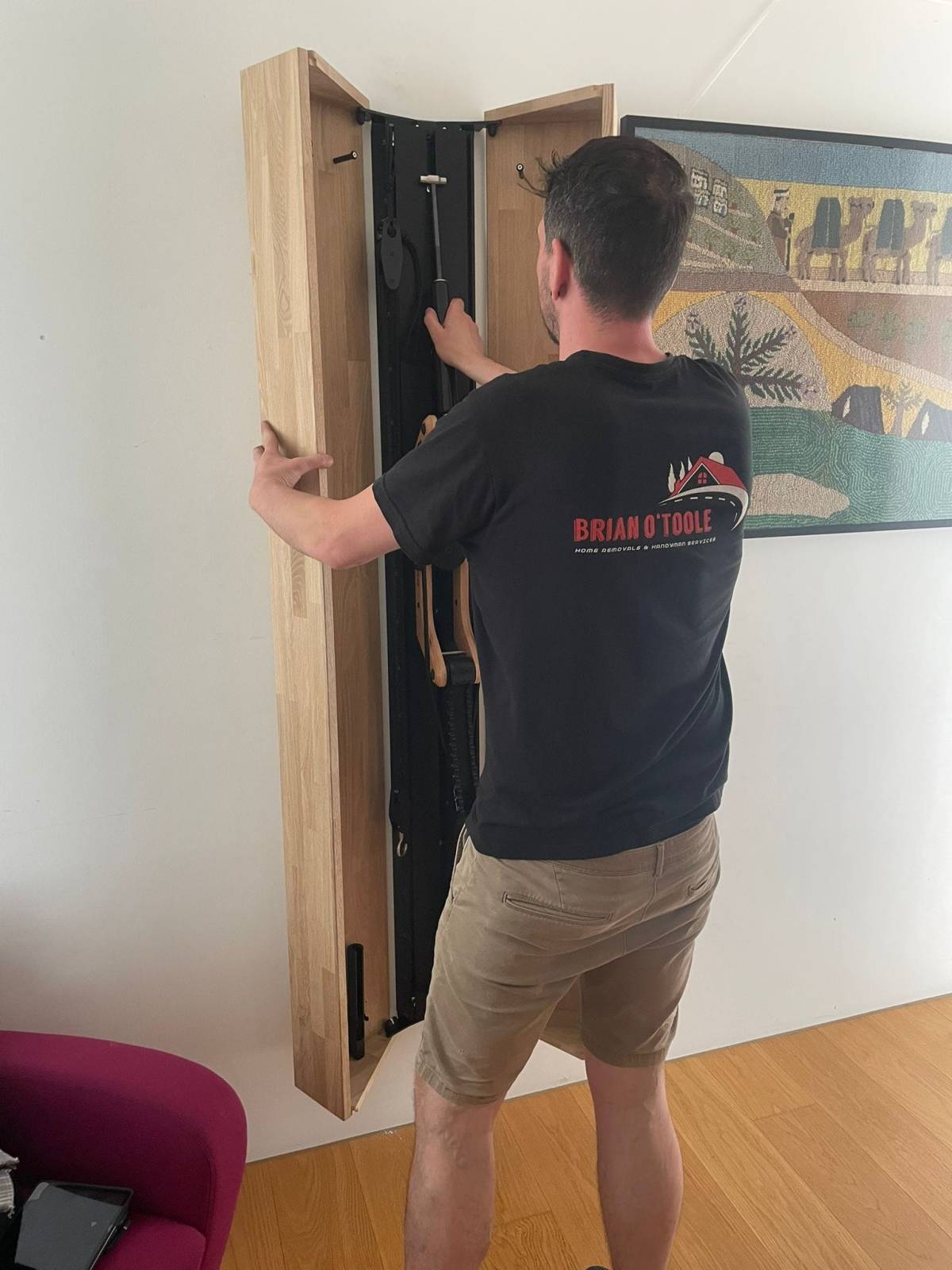 Brian O'Toole Home Removals and Handyman Services - Basel - Tür- & Treppenschutzgitter für Babys montieren
