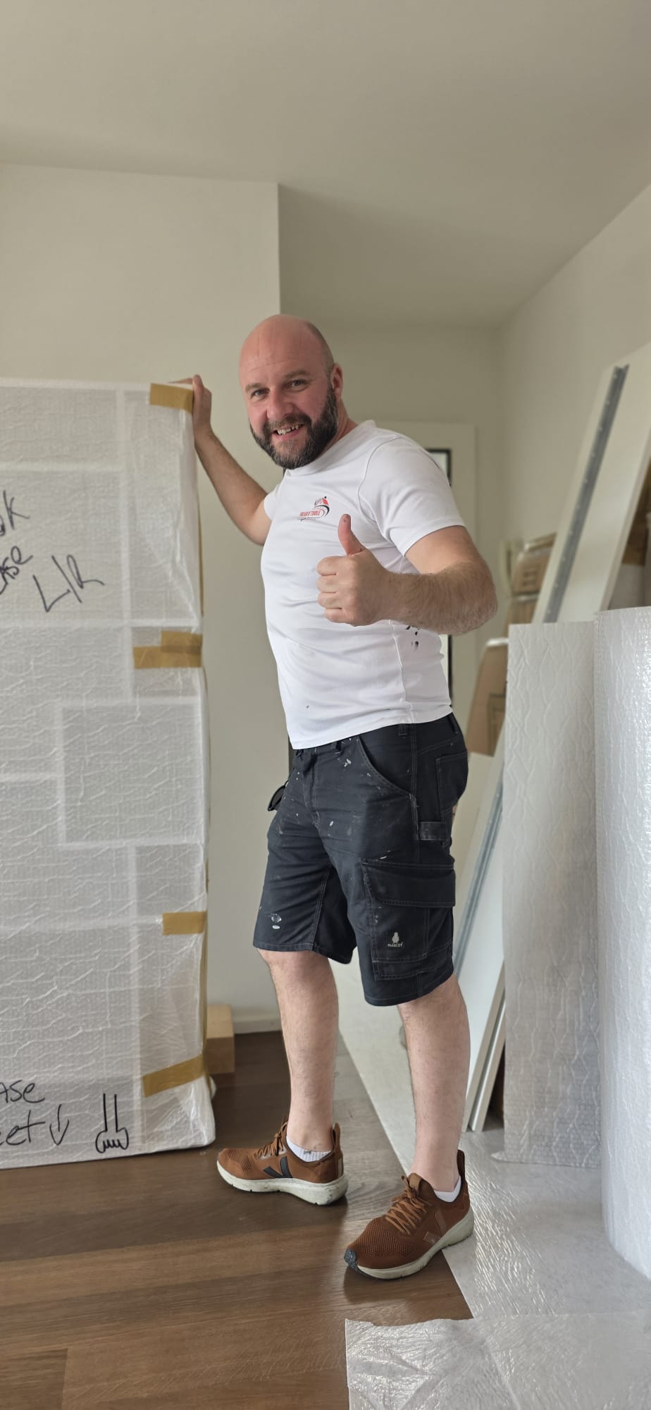Brian O'Toole Home Removals and Handyman Services - Basel - Möbelmontage