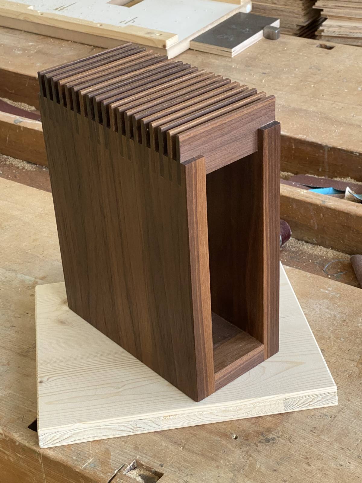 Holz Farbe und Sauberkeit - Köniz - Montagem de Mobília