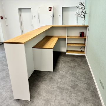 Holz Farbe und Sauberkeit - Köniz - Montagem de Equipamento Desportivo