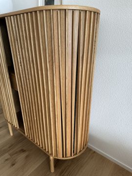 Handwerker für Möbelreparatur