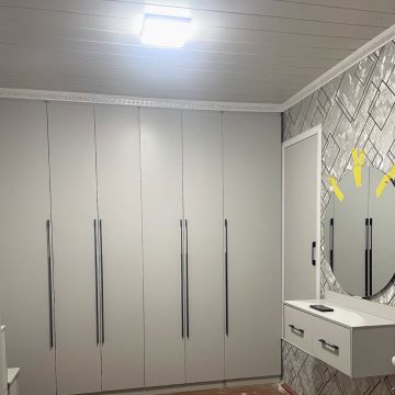 Служба дома Януковича - Ostermundigen - Pavillon aufbauen