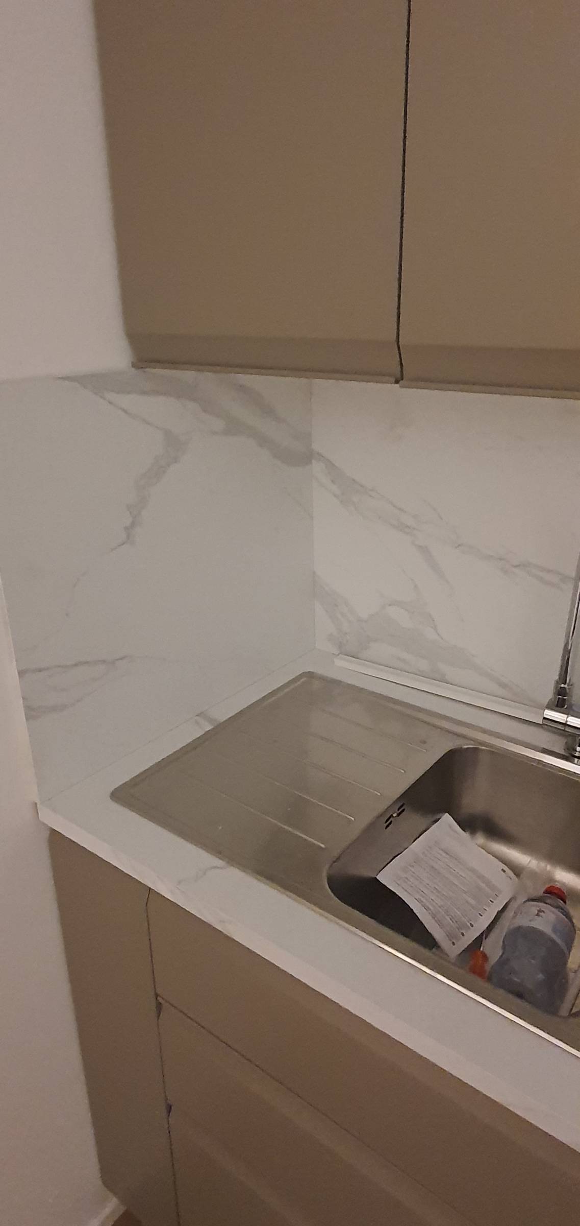 Ki-Fix Service - Wolhusen - Glasbausteine anbringen