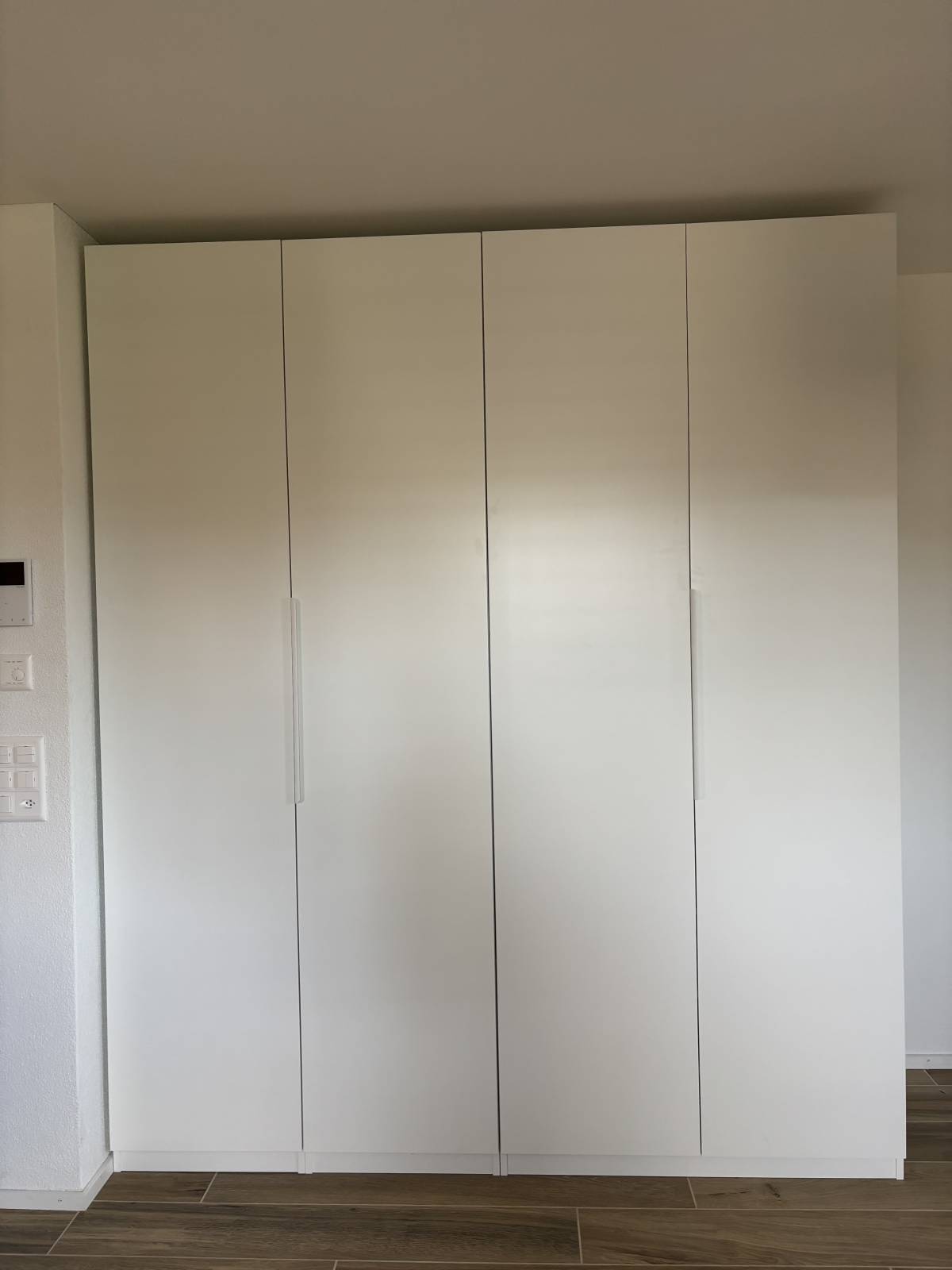 Monteur für IKEA Möbel / Montageservice