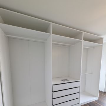 Woluc - Däniken - Stein- oder Fliesenboden verlegen